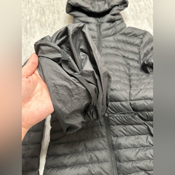 Lululemon Pack It Down Jacket - Picture 3 of 3